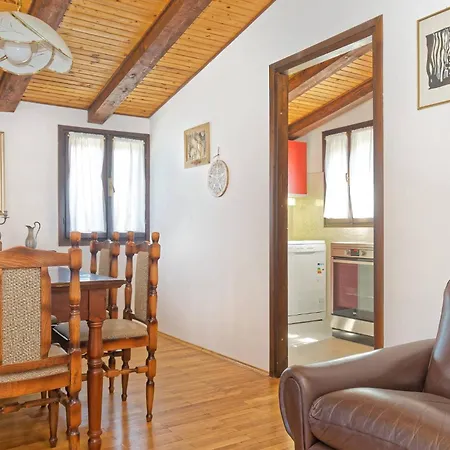 Holiday home Casa Bonetta By Rent Istria