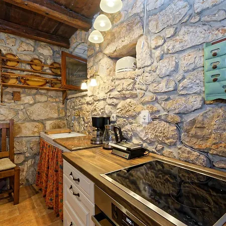 Holiday home Casa Bonetta By Rent Istria Zagorje