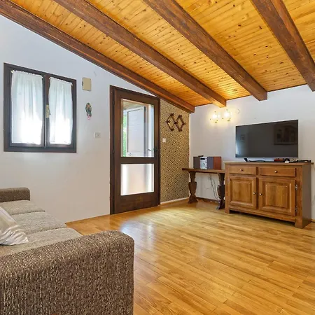 Casa Bonetta By Rent Istria Сasa de vacaciones Zagorje